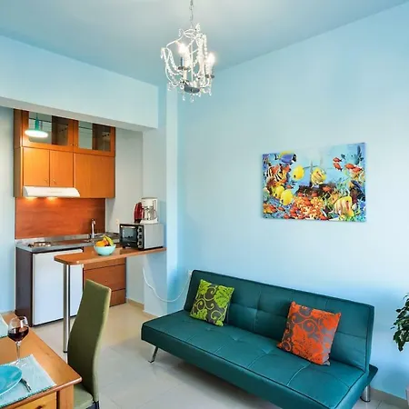 Seaside Old Venetian Harbour 3rd Floor * חאניה