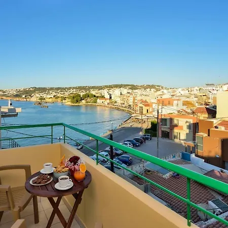 Seaside Old Venetian Harbour 3rd Floor Apartment